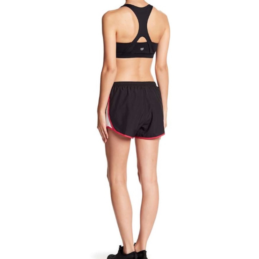 Last pair size small Sale Nike dri-fit 10 k shorts - Picture 2 of 3